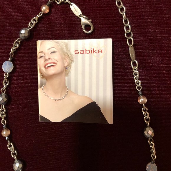 Sabika necklace - Picture 2 of 3